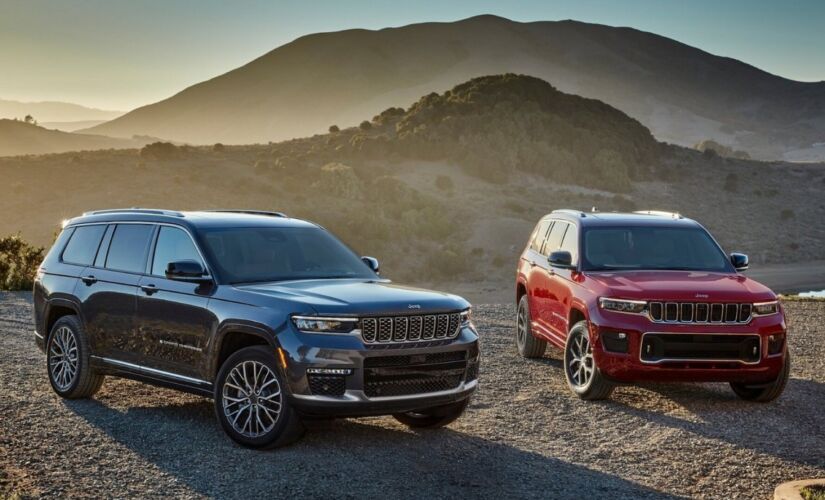 O capô e cabine do Grand Cherokee L são mais longos, além de uma grade inclinada para a frente