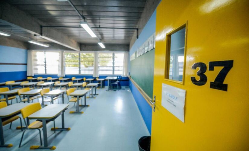 Sala de aula vazia em São Bernardo do Campo