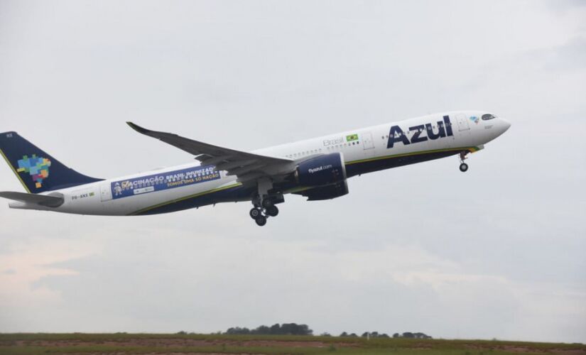 Pilotos e comissários de voo entrarão em greve a partir da 0h do dia 29 próximo (segunda-feira), por tempo indeterminado