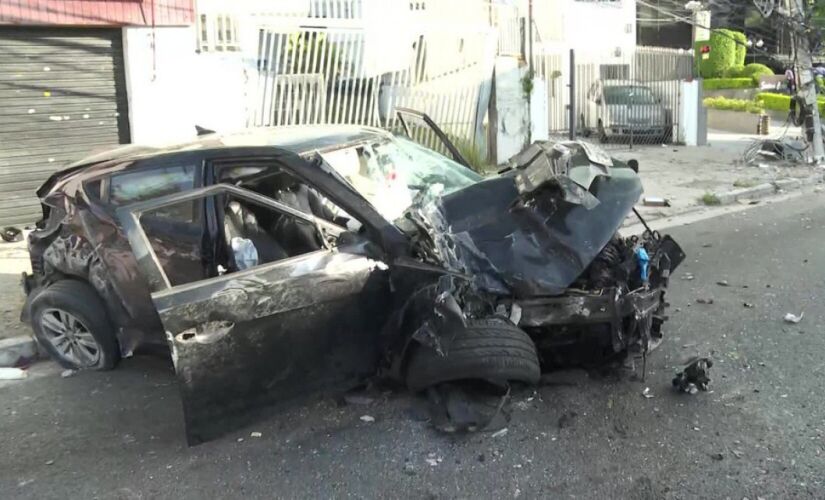 O motorista foi socorrido em estado grave e encaminhado a um hospital da região