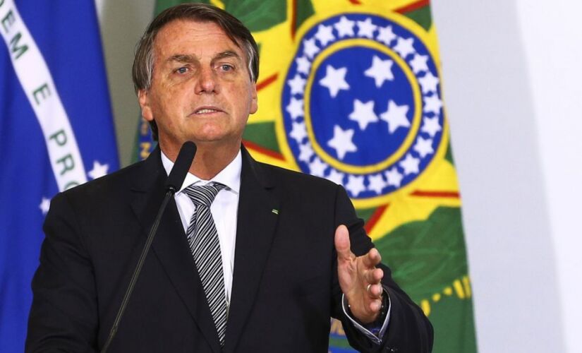 Jair Bolsonaro (sem partido) disse em sua live desta quinta-feira (18) que promoverá mudanças na Petrobras