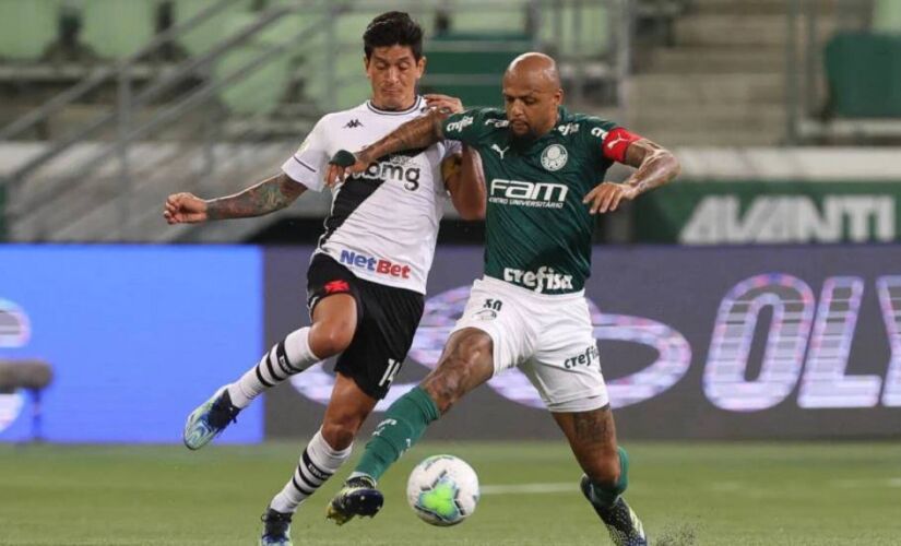 Felipe Melo saiu jogando como titular contra o Vasco
