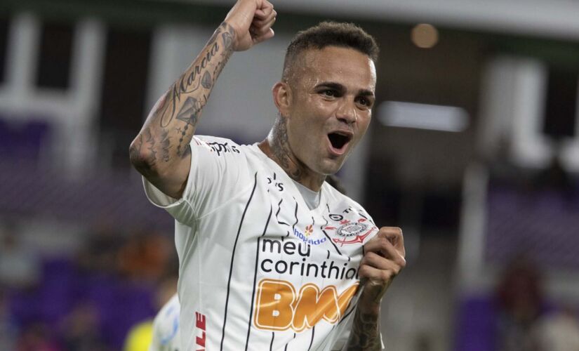 O meio-campista Luan