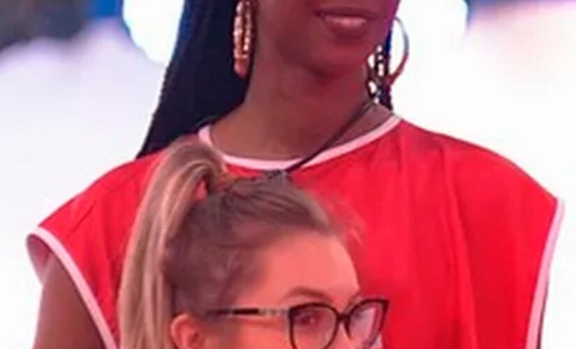 Camilla de Lucas e Carla Diaz