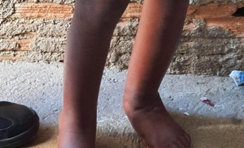 "Eu só queria algo para comer", afirma o menino durante um vídeo