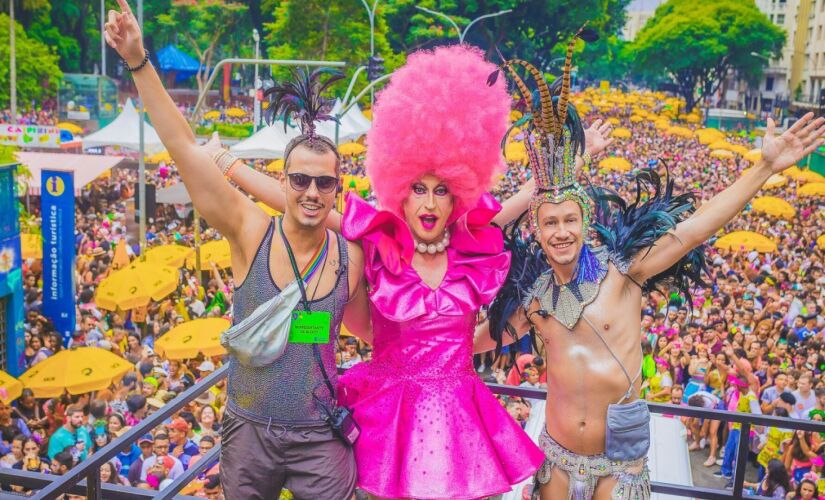 Bloco MinhoQueens já reuniu 250 mil pessoas e agora promoverá o Festival MinhoQueens de Cultura Drag