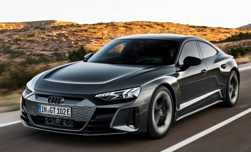 A "top" RS e-Tron GT tem aceleração até 100 km/h em 3,3 segundos 