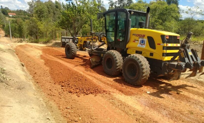 Obras na estradado Xiririca Porto Feliz 