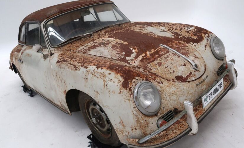 Modelo do Porsche enferrujado foi lançado no final dos anos 1950 e era considerado um carro esporte sofisticado na época