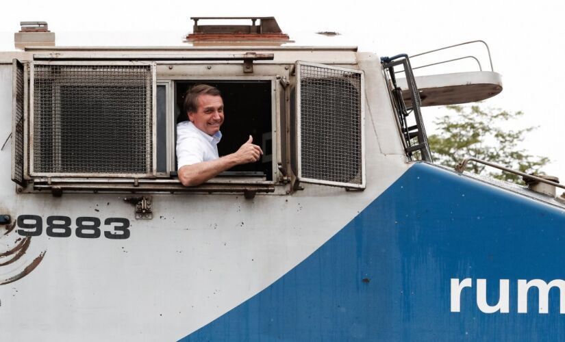 Presidente Jair Bolsonaro (sem partido) durante inaugura&ccedil;&atilde;o de trecho de ferrovia em Goi&aacute;s