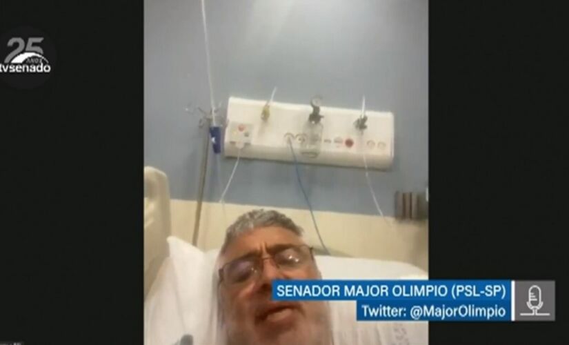 O senador Major Olimpio (PSL-SP) participou de sessão do Senado na quarta-feira (3) diretamente de um leito de hospital 