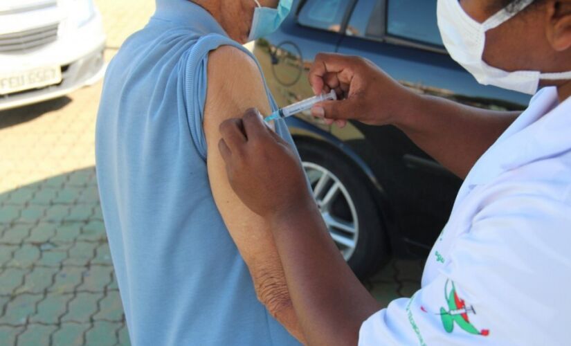 A Prefeitura de Votorantim, na regi&atilde;o de Sorocaba, iniciou o cadastro para idosos de 75 e 76 anos de idade receberem a vacina contra a Covid-19