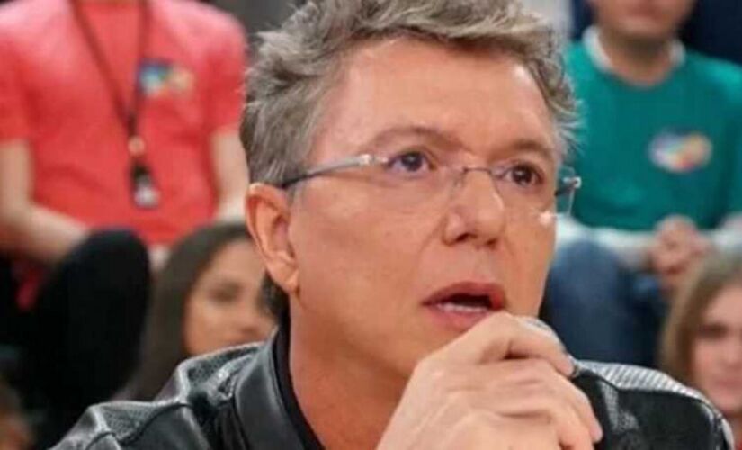Durante a coletiva de imprensa realizada pelo SBT na última quinta-feira (16/5) o nome de Boninho não foi mencionado