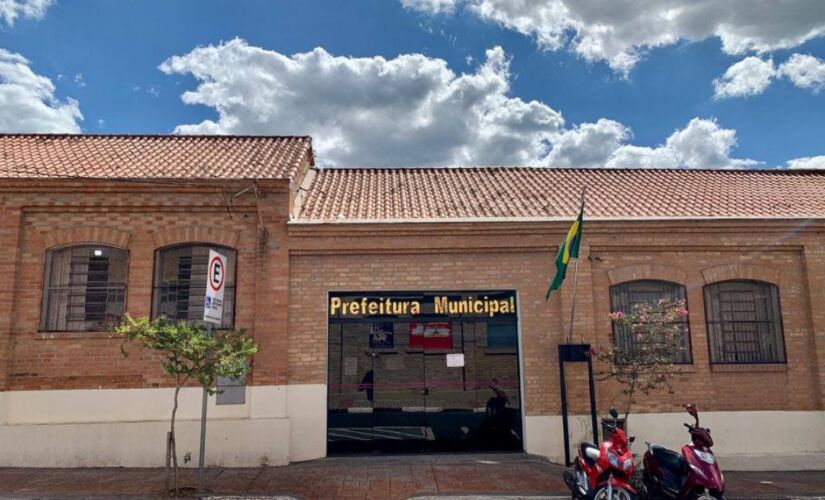 A reorganização pretende extingue 72 cargos comissionados existentes na Prefeitura de Porto Feliz 
