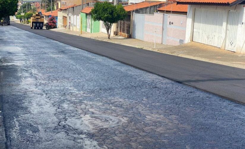  A primeira via a receber um novo recapeamento foi a Luiz Alcalá
