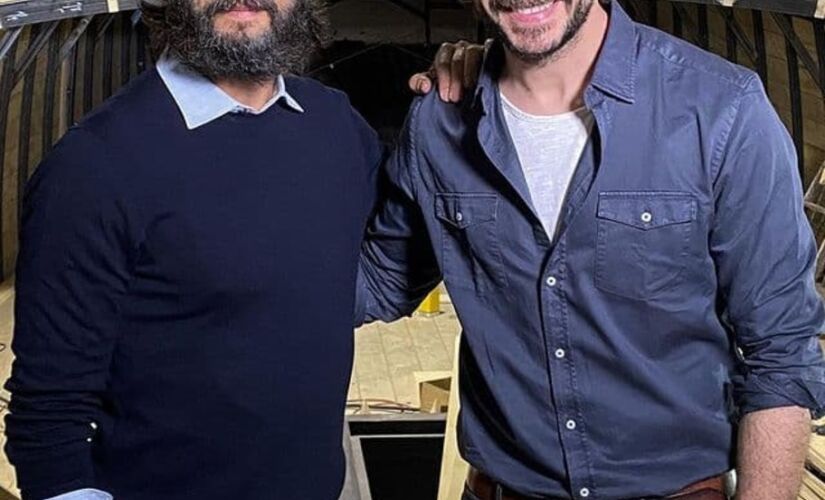 Os atores Rodrigo Santoro e Álvaro Morte