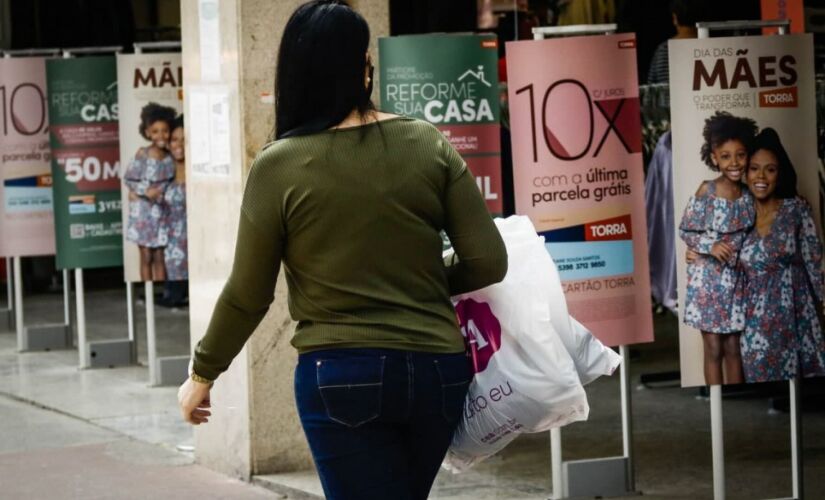 Com&eacute;rcio na regi&atilde;o seguir&aacute; com restri&ccedil;&otilde;es