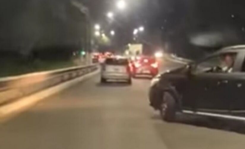 Motoristas tentam fugir de arrastão na Avenida Politécnica