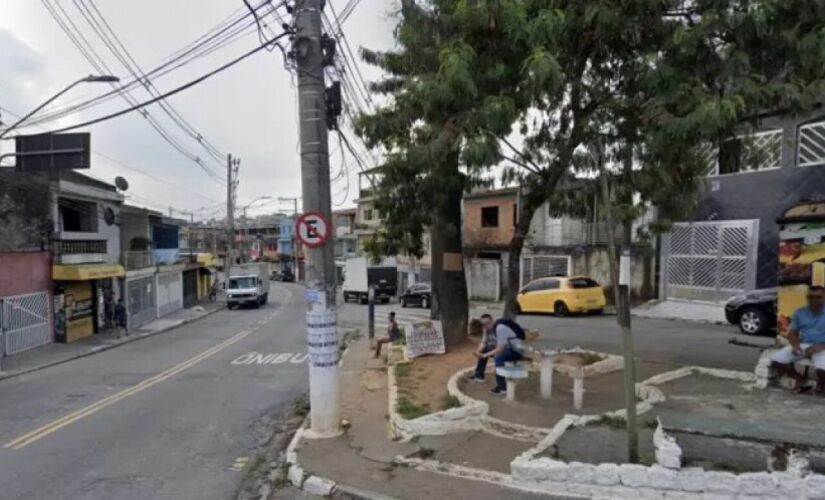 Policiais militares estavam em patrulha "quando escutaram um barulho de disparos de arma de fogo" em frente a uma casa noturna na avenida João Ventura dos Santos, bairro Portal D'Oeste, em Osasco.