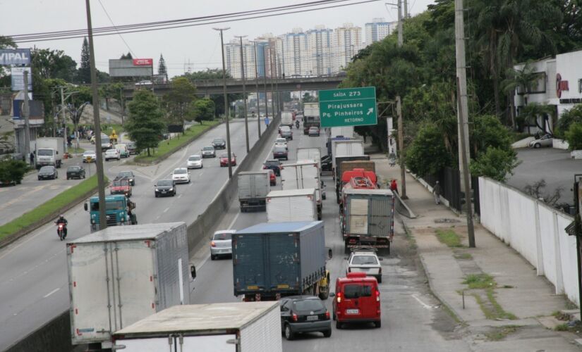 Principais vias da Capital tem até 30 minutos de atrasos