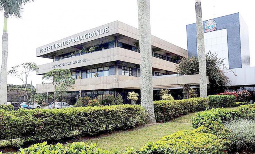 Executivo e Legislativo de Praia Grande se uniram para rever isenção do IPTU da Sabesp
