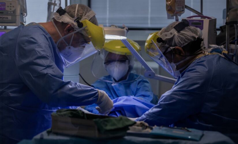 Cidade do Rio de Janeiro est&aacute; com os menores &iacute;ndices de casos, &oacute;bitos e hospitaliza&ccedil;&otilde;es por Covid-19 desde o in&iacute;cio da pandemia