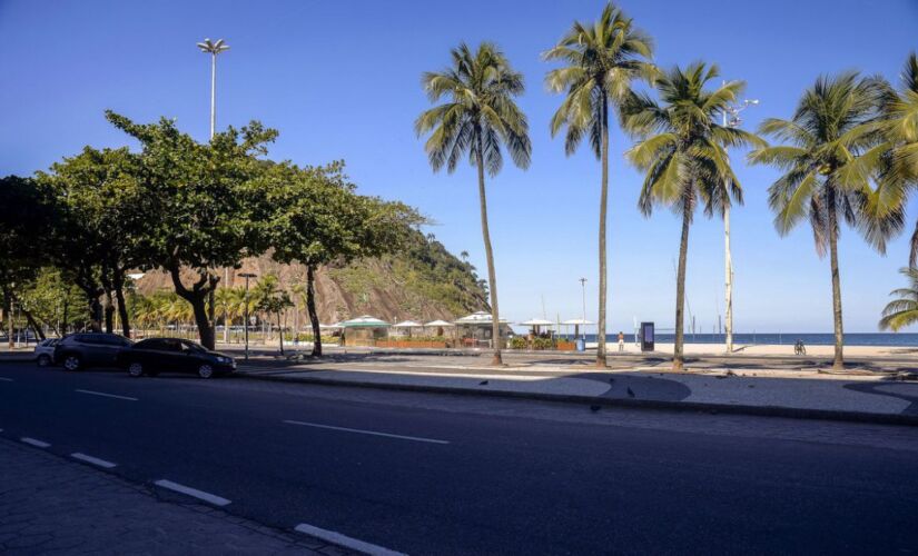 A taxa de ocupação de hotéis e pousadas da cidade do Rio de Janeiro deve ficar em 42% neste feriado de Corpus Christi, que começa hoje (3) e vai até domingo (6)