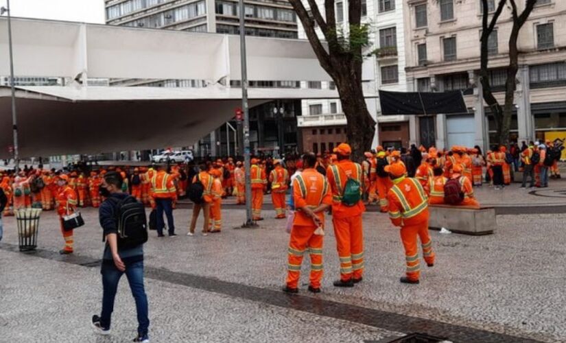 Limpeza em área da Cracolândia em SP