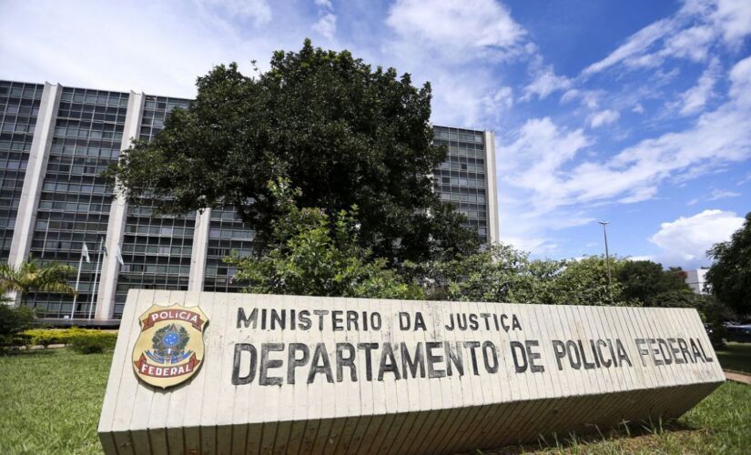 São cumpridos 6 mandados de busca e apreensão e 3 de prisão temporária