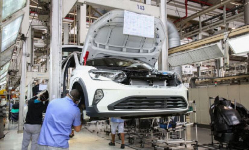 Por falta de chips, Volkswagen suspende produção em São Bernardo