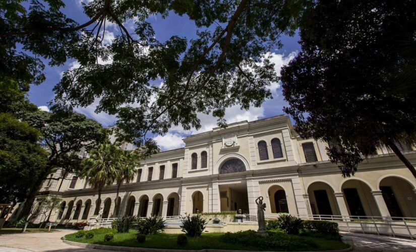 Oficinas de circo ocorrerão aos fins de semana (8, 9, 15, 16, 22, 23, 29 e 30), das 11h às 17h, no jardim do complexo do museu