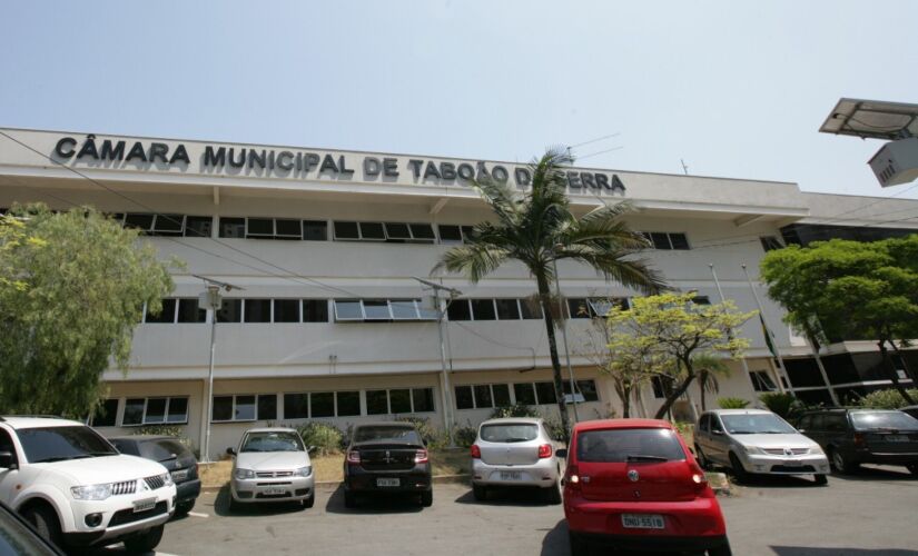  C&acirc;mara Municipal de Tabo&atilde;o da Serra