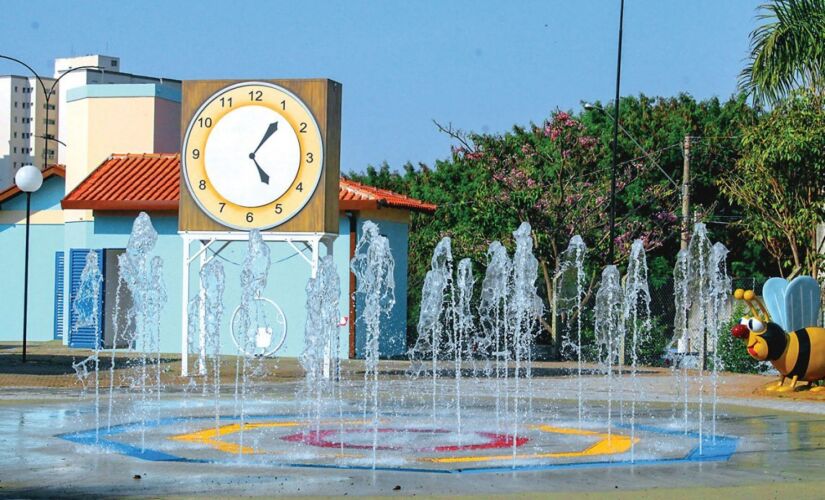 Com isso, alguns bairros v&atilde;o ficar 24 horas com &aacute;gua, e nas outras 24 horas sem fornecimento