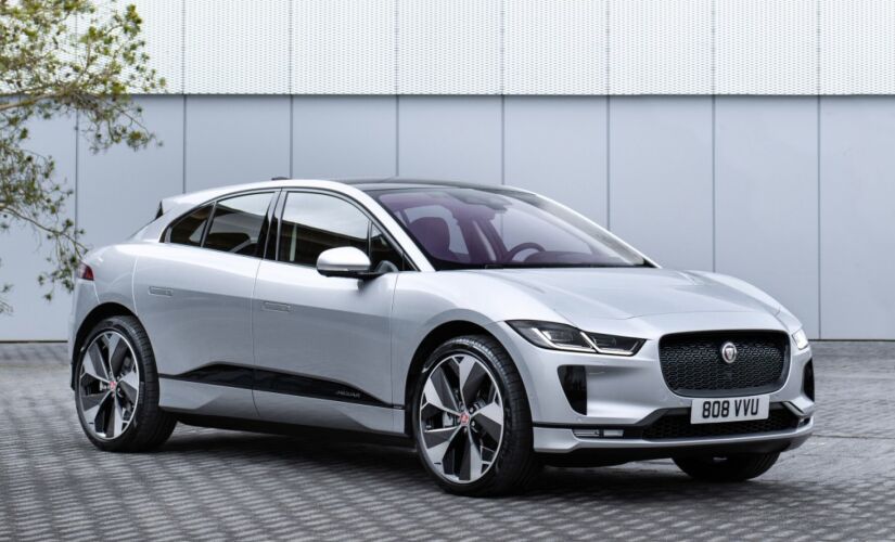 I-Pace possui 4,68 metros de comprimento, 2,01 m de largura 