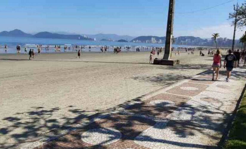 A folga prolongada de 12 de outubro promete movimentar a rede hoteleira e as praias da região da Baixada Santista, no litoral de SP