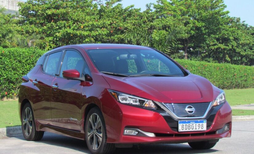 O primeiro automóvel 100% elétrico a ser oferecido em larga escala no mundo é até hoje o elétrico mais vendido do planeta: o Nissan Leaf