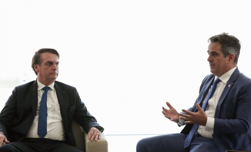 Ciro Nogueira em conversa com o presidente Jair Bolsonaro
