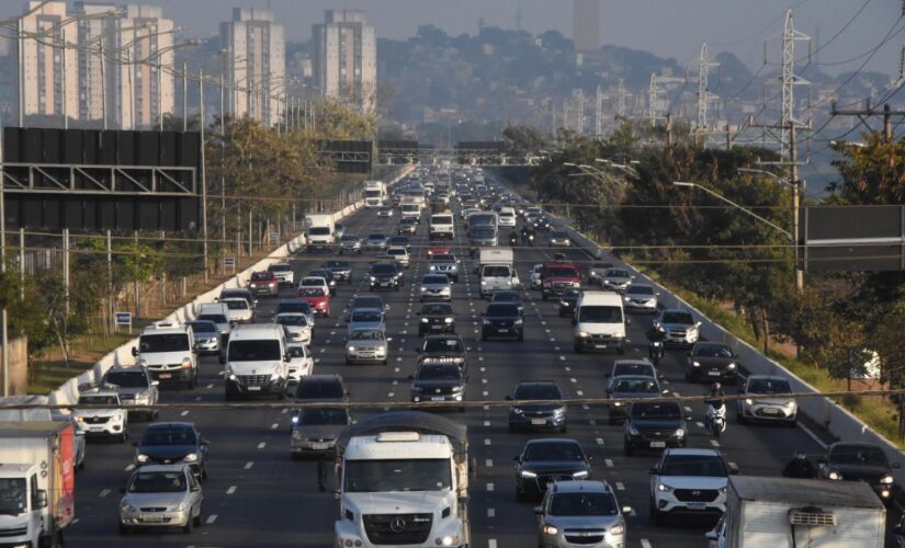 O governo federal estabeleceu metas para municípios reduzirem os acidentes de trânsito e irá premiar os que conseguirem cumprir