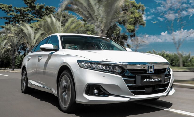 O sedã grande é um dos três carros híbridos que a Honda planeja lançar no Brasil até o ano de 2023