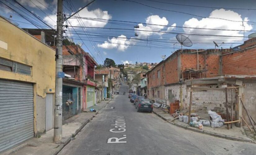 Idoso é encontrado morto em sua casa na rua Gabriela, em Jandira, na Grande São Paulo 