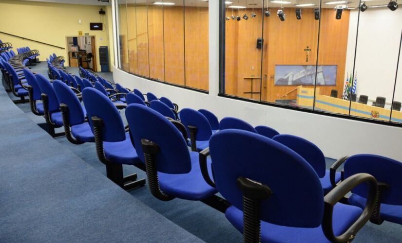 Os trabalhos no prédio da Câmara têm sido monitorados 
