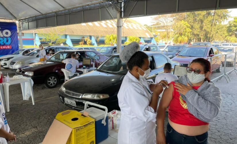 Mutir&atilde;o de vacina&ccedil;&atilde;o em Cajamar, munic&iacute;pio do estado de SP