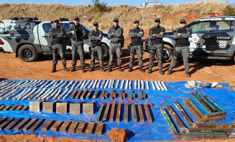 Material explosivo apreendido pela polícia em Araçatuba