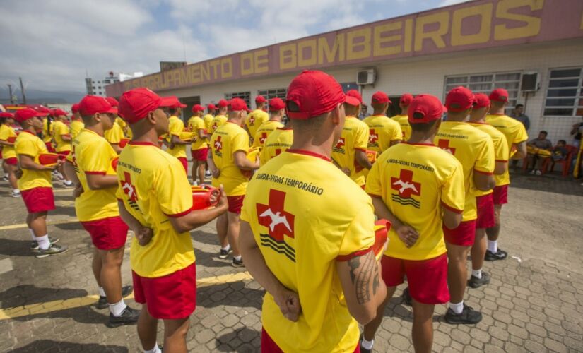 A Prefeitura de Praia Grande, no litoral sul de São Paulo, abriu inscrições para processo seletivo que busca contratar, de forma temporária, auxiliares de guarda-vidas