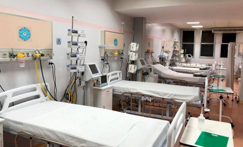 Leitos vazios em hospital de SP