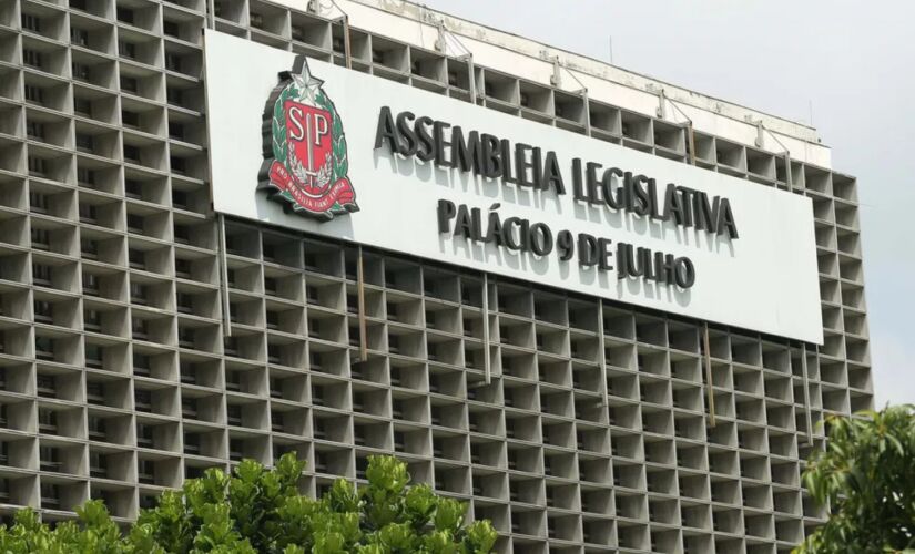 Fachada da Alesp, em São Paulo