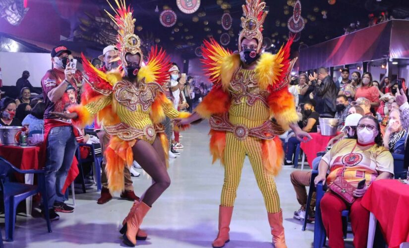 Dragoes da Real apresenta os pilotos das fantasias para o desfile do Carnaval de Sao Paulo 