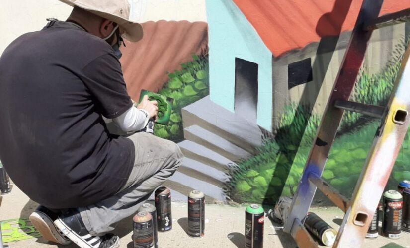 Prefeitura seleciona artistas para realizarem grafites na Praça Ademar Guerra, na cidade de Sorocaba 
