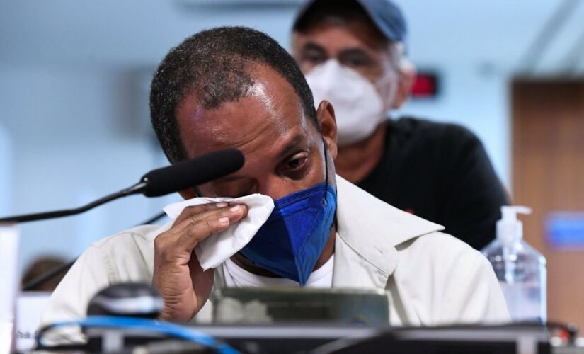 Taxista Márcio Antônio do Nascimento da Silva relata aos senadores que perdeu a irmã e o filho Hugo na CPI PANDEMIA