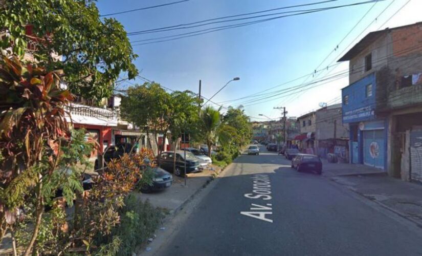 A v&iacute;tima levou ao menos seis tiros na avenida Sorocaba, no Capuava